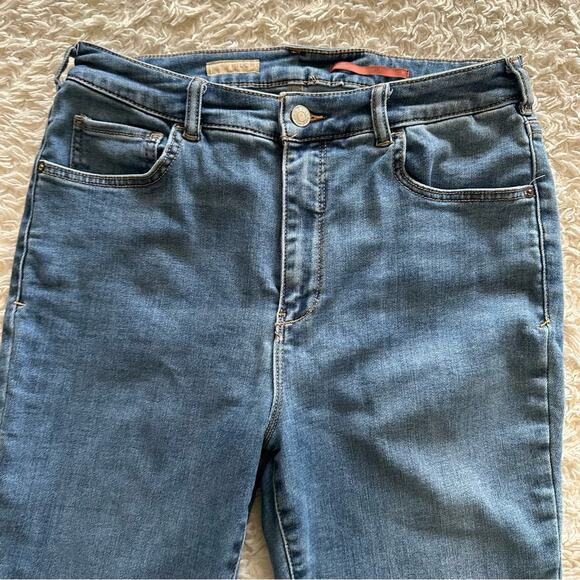 Pilcro High-Rise Denim Leggings Medium Wash Size 31 - Picture 4 of 10